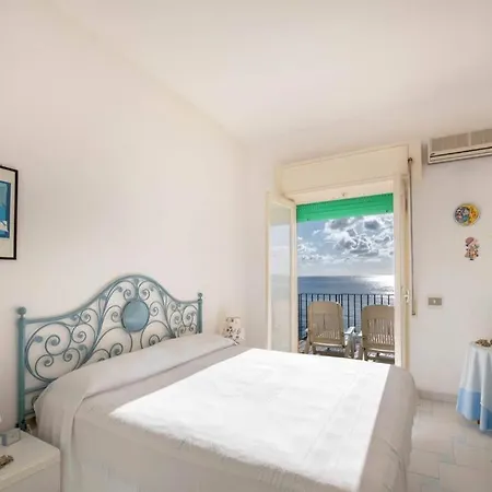 アパート La Casa Del Mare ネラノ