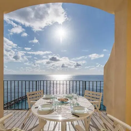 Apartment La Casa Del Mare *